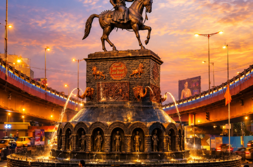 Chhatrapati Sambhajinagar statue and fountain at sunset