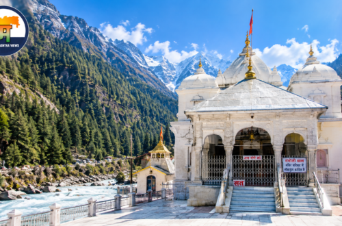 Gangotri Dham temple beside the Bhagirathi River in Uttarkashi