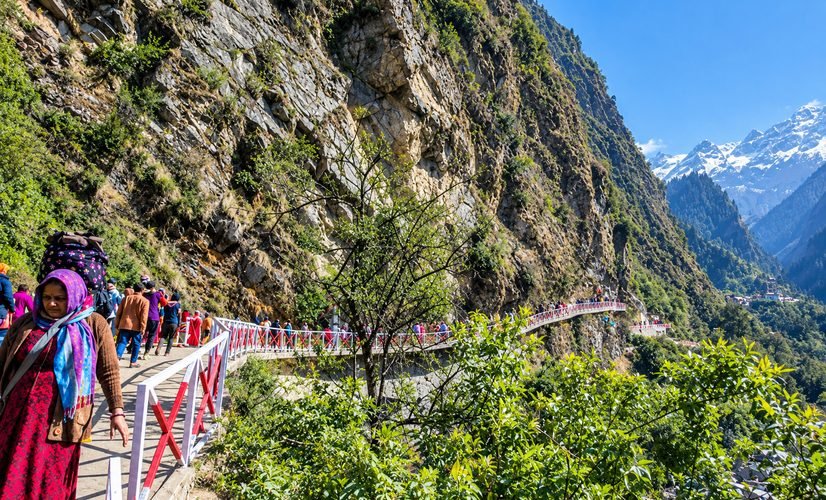 Stone steps on the Janki Chatti to yam Dham trek with valley view
